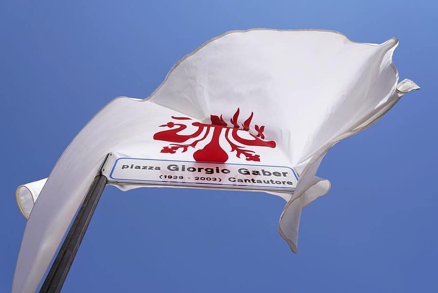 Piazza Giorgio Gaber